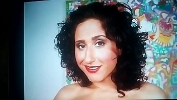 porn ее сексуальное горячее развратное возбужденное противное лицо кончили на лицо моим пряным горячим воском porn