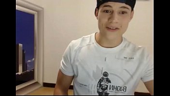 porn davai colombian handsome twink fucks his super big ass gayslutcamcom porn