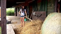 porn depois megan cox masturbates outdoors see her getting hot in the hay porn