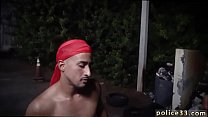porn гей полицейское порно и полицейский сначала трахает молодого ебаря в тюрьме porn