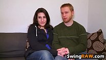 porn невероятно красивая крошка и ее парень присоединяются к свингвечеринке porn