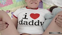 porn на день отца время игры она хочет член папы porn