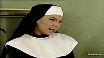 porn немецкая монахиня соблазняет потрахаться с prister в классическом порно фильме porn