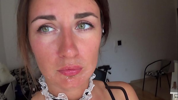 porn парень кончил прямо на мое лицо заляпав мои очки porn