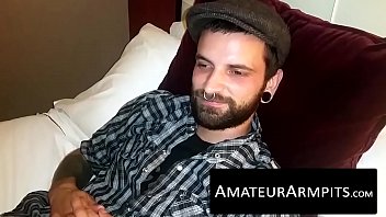 porn волосатый чувак с большим хуем обожает дрочить свой твердый как камень хуй porn