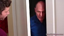 porn стонущая молодая женщина каменный век приемная семья развлечение porn