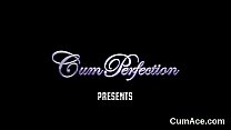 porn шлюховатая секскотенок получает камшот на ее лицо глотая всю сперму porn