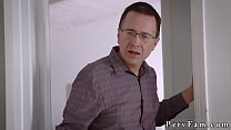 porn мачеха трахает падчерицу патрона мамаша конферансье секс на день рождения жопа не для отчима porn