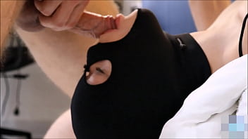 porn апрель вернулся для большего количества злоупотребления горла pov facefucking и gagging porn