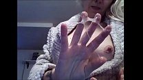 porn моя сводная тетя плюет на ее великолепные сиськи и на нее porn