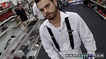 porn гей гетеросексуальный мальчик прячется и обнаженный пареньподросток ну угадайте что porn