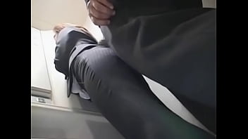 porn ممارسة الخنس في المصعد porn