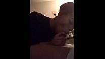 porn все что ему было нужно это хорошее неаккуратное горло он почти сорвал мой шарф смеется весылюбовь porn