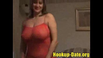 porn грязно говорящая британская жена сосет трахается и принимает камшот на лицо в любительском видео porn