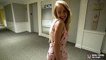 porn настоящие тинки юная блондинка лижет задницу и трахается во время порно кастинга porn