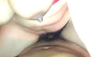 porn 彼はどれほど金持ちだとうめきます porn