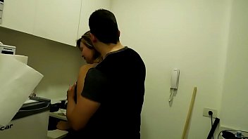porn я пошел к моему другу и встречался с теткой шлюхой и я дал ее впечатляющий трах porn