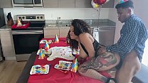 porn никто не пришел на мою вечеринку по случаю дня рождения поэтому моя мачеха преподнесла мне дополнительный сюрприз porn