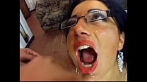 porn итальянская царапка присцилла салерно сделала мужу голову тем что ей срочно нужно было испытать большой негр своим porn