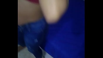 porn 파티에서 만나는 부유 한 젊은 여자가 나를 초대해 porn