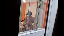 porn я слежу за своими друзьями из своей комнаты рабочая поездка я не могу поверить что моя подруга изменяет своему мужу porn