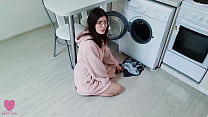 porn моя девушка не застряла в стиральной машине и поймала меня когда я хотел трахнуть её киску porn