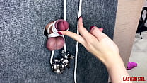 porn я проиграл сводной сестре и ее подругам спор и они снимают на камеру как играют с моими яйцами porn