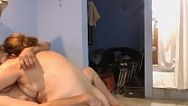 porn замужняя неверная шлюшка с большой задницей приходит потрахаться и засесть как она умеет делать porn