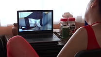 porn зрелая мама мастурбирует смотря порно пока пасынок снимает ее и дрочит porn