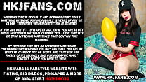 porn сексуальная игрок hotkinkyjo с огромным мячом для регби в ее заднице анальным зиянием и пролапсом porn