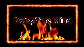 porn мастурбация на улице с большим огурцом латинская шлюшка посвящает видео своему американскому парню из канзаса в porn