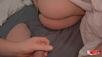 porn мачеха и пасынок делят постель мачеха просыпается когда пасынок мастурбирует pov milf family sex porn