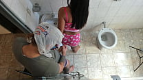 porn я пошел в ванную и я видел свою дочь в пиж скоро я получил его приятеля и я попросил сока на ее задницу porn