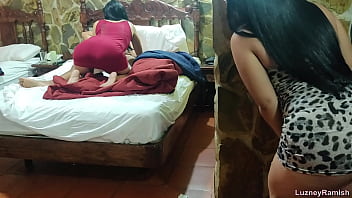 porn мой муж и няня занимаются сексом они думают что меня нет дома часть 1 поймали вуайерист лузнейрамиш леандрозиммер porn