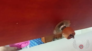porn поймал засовывание большого дилдо в мою задницу молодой парень очень хорошо трахает меня своим большим членом porn