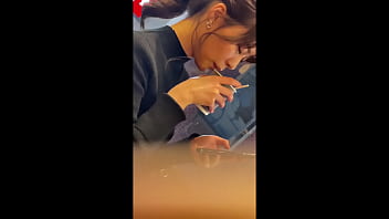 porn 포니테일과 아름다운 네크라인과 다리를 가진 여성 기차를 탈 때 치마 속을 살짝 들여다본다 그녀는 엉덩이에 사정했다 섹스섹스 ntr 타우렌손 구멍오르가슴 분출커스텀러브 호텔꽃 마음뱃사공뿌려질내 사정갑자기 porn