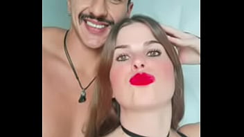 porn патрисинья теряет телефон и в сеть попадают интимные видео внимание любительское падать в сети porn