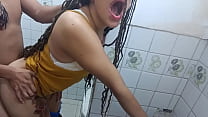 porn أنا ا أخت عمي المفضلة أذهب إلى الحمام حتى يتمكن من ممارسة الجنس مع مؤخرتي أنا أقرن جدا وقضيبي عمي يجعلني مشتهية porn