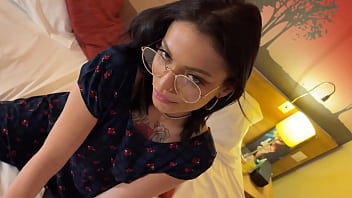 porn горячая крошкабрюнетка сексуальная в униформе и миниюбке фотосессия для примерки стрингов в гостиничном номере porn