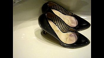porn buskand office pumps piss porn