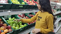 porn я приглашаю к себе домой незнакомку которую увидела на рынке она принимает приглашение но говорит мне что только porn