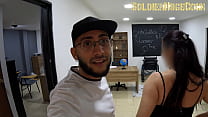 porn я знакомлюсь с девушкой из социальных сетей и пытаюсь убедить ее сняться в порно она просто хочет сосать мой член porn