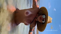 porn я была голой на пляже и привлекла внимание мальчика который вскоре оказался в моей постели и много ел меня пока не porn