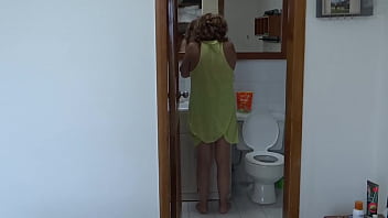 porn на пляже пасынок очень сильно проснулся со своим большим членом и просит позволить ему подрочить глядя на меня в porn