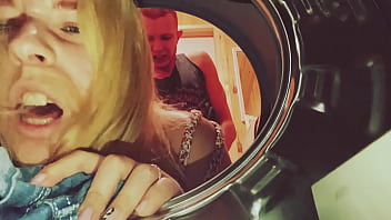 porn моя сводная сестра застряла в стиральной машине и я решил помочь ей своим большим хуем porn