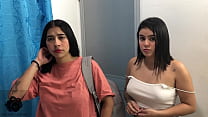 porn делю номер в отеле с мачехой и сводной сестрой кримпай от первого лица porn