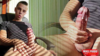 porn большая сливочная порция от моего толстого необрезанного члена porn