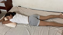 porn моя сводная сестра молодой женщины просыпается с моим твердым членом в ее киске porn