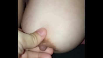 porn мы начинаем смотреть порно и она начинает массировать мой член пока не раздевает его целиком porn