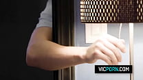 porn горячая негритянка ана фокс трахается с парнем своей соседки по комнате после того как застукала его за porn